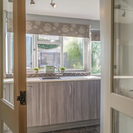 度假居 Cosy Near Scenic Walks And Country Pub *